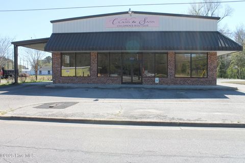  in Whiteville NC 1041 S Madison Street.jpg
