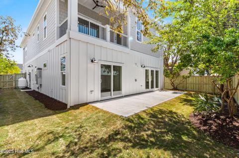Single Family Residence in Carolina Beach NC 1514 Mackerel Lane 33.jpg