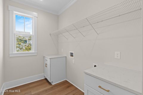 Single Family Residence in Carolina Beach NC 1514 Mackerel Lane 17.jpg