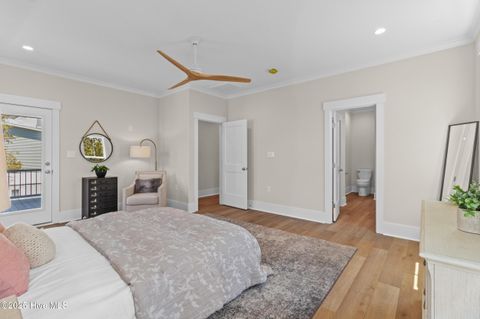 Single Family Residence in Carolina Beach NC 1514 Mackerel Lane 20.jpg