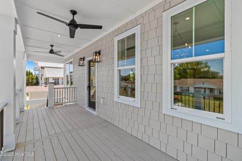Single Family Residence in Carolina Beach NC 1514 Mackerel Lane 3.jpg