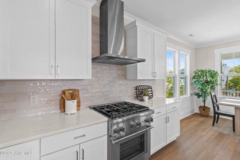 Single Family Residence in Carolina Beach NC 1514 Mackerel Lane 11.jpg