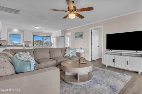 Single Family Residence in Holden Beach NC 161 High Point Street 9.jpg