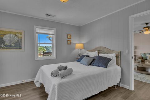 Single Family Residence in Holden Beach NC 161 High Point Street 22.jpg
