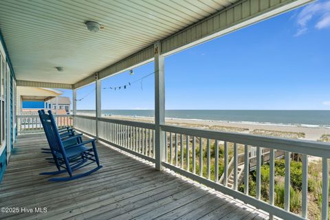 Single Family Residence in Holden Beach NC 533 Ocean Boulevard 30.jpg