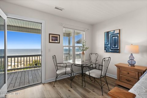Single Family Residence in Holden Beach NC 533 Ocean Boulevard 29.jpg