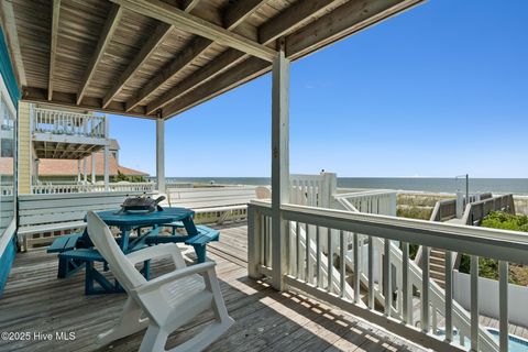Single Family Residence in Holden Beach NC 533 Ocean Boulevard 43.jpg