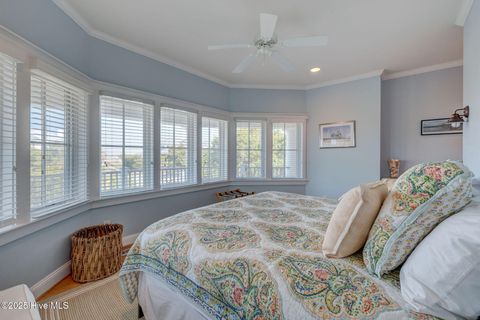 Single Family Residence in Bald Head Island NC 20 Cape Fear Trail 46.jpg