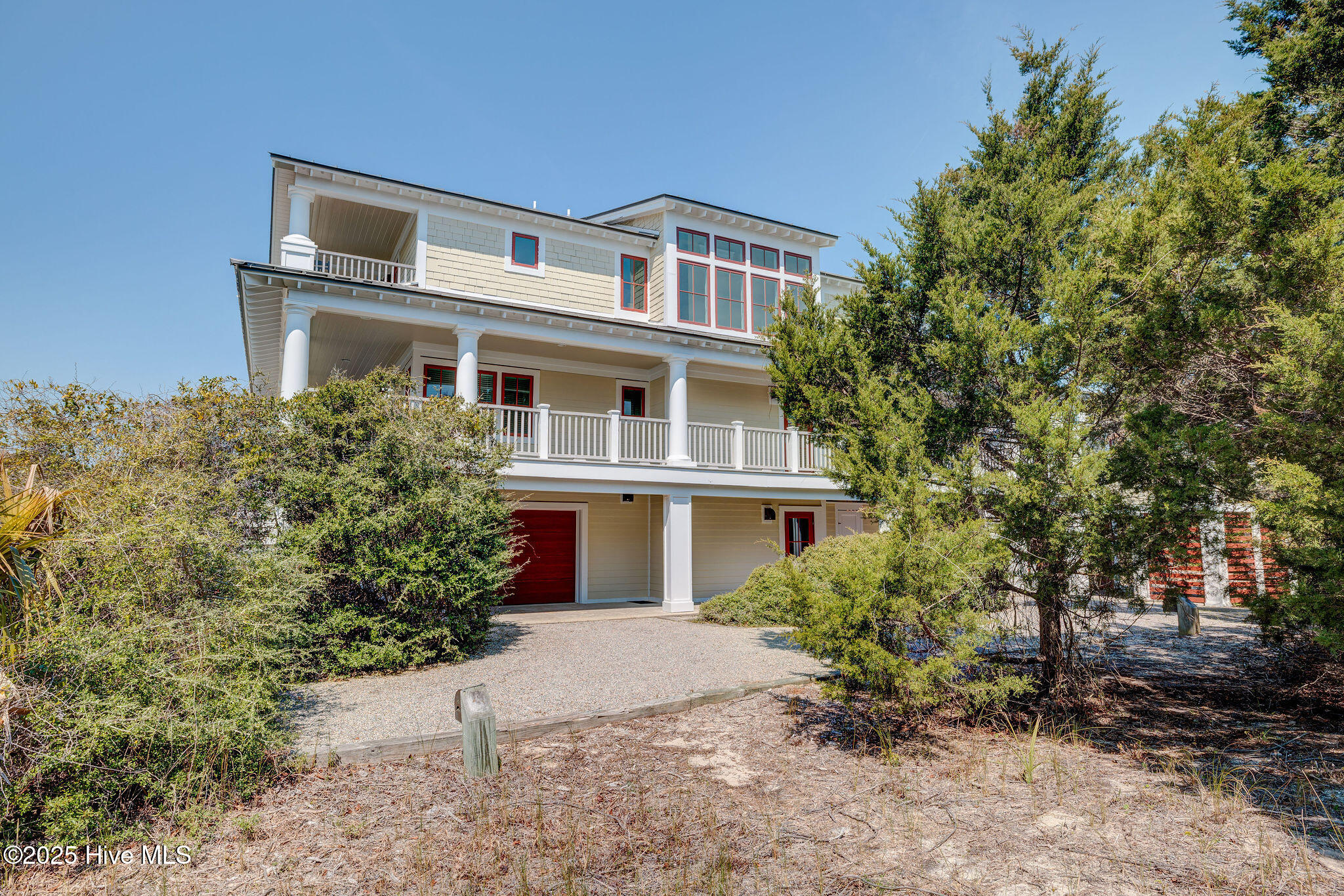 Single Family Residence in Bald Head Island NC 20 Cape Fear Trail 84.jpg