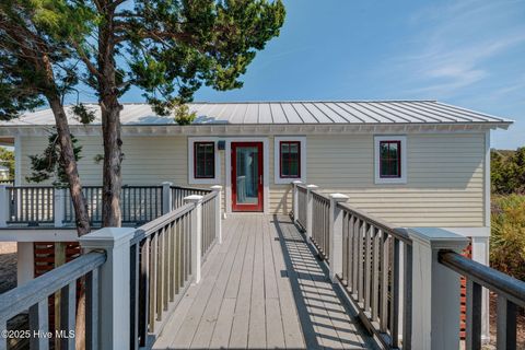 Single Family Residence in Bald Head Island NC 20 Cape Fear Trail 92.jpg