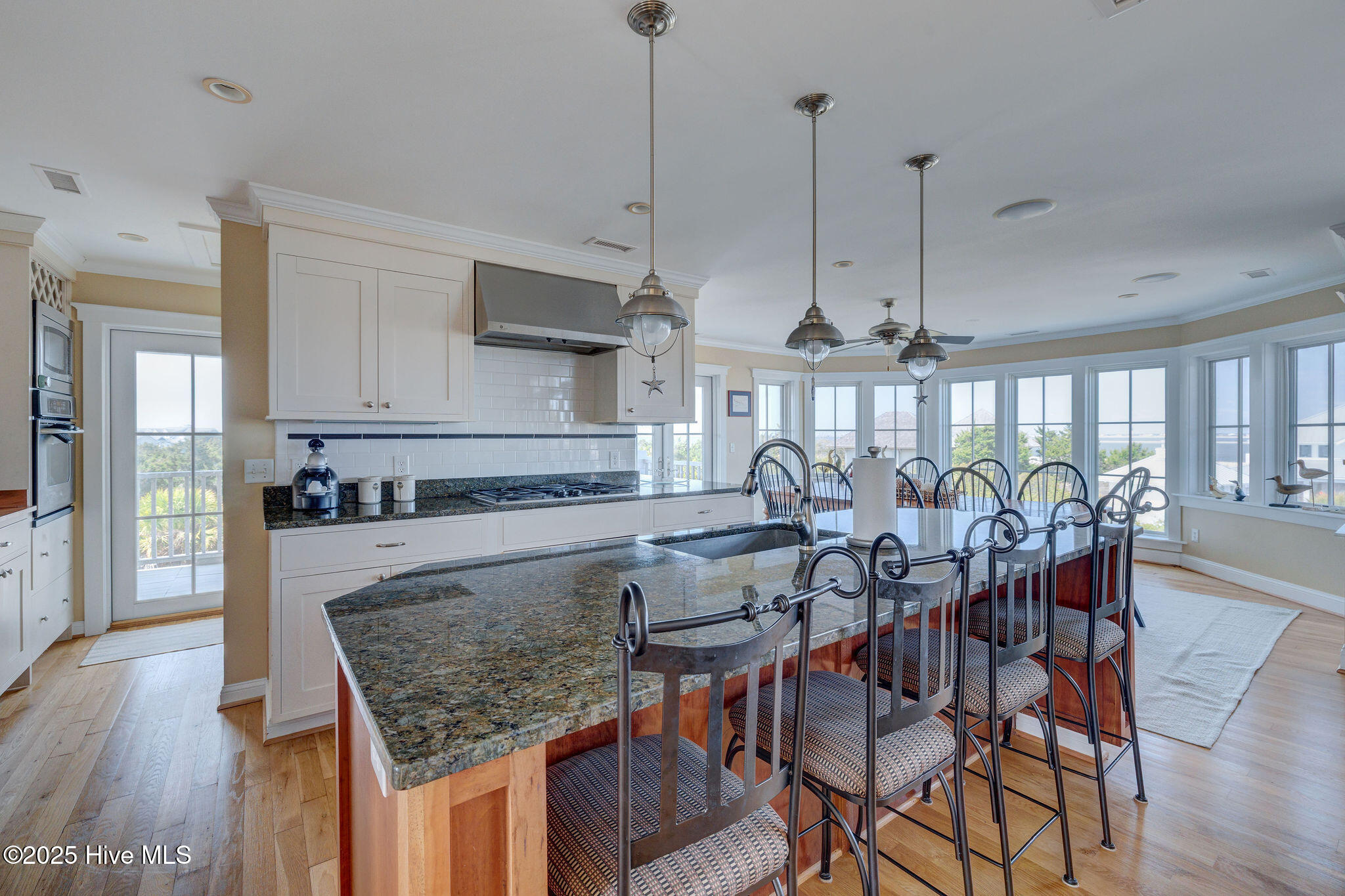 Single Family Residence in Bald Head Island NC 20 Cape Fear Trail 16.jpg