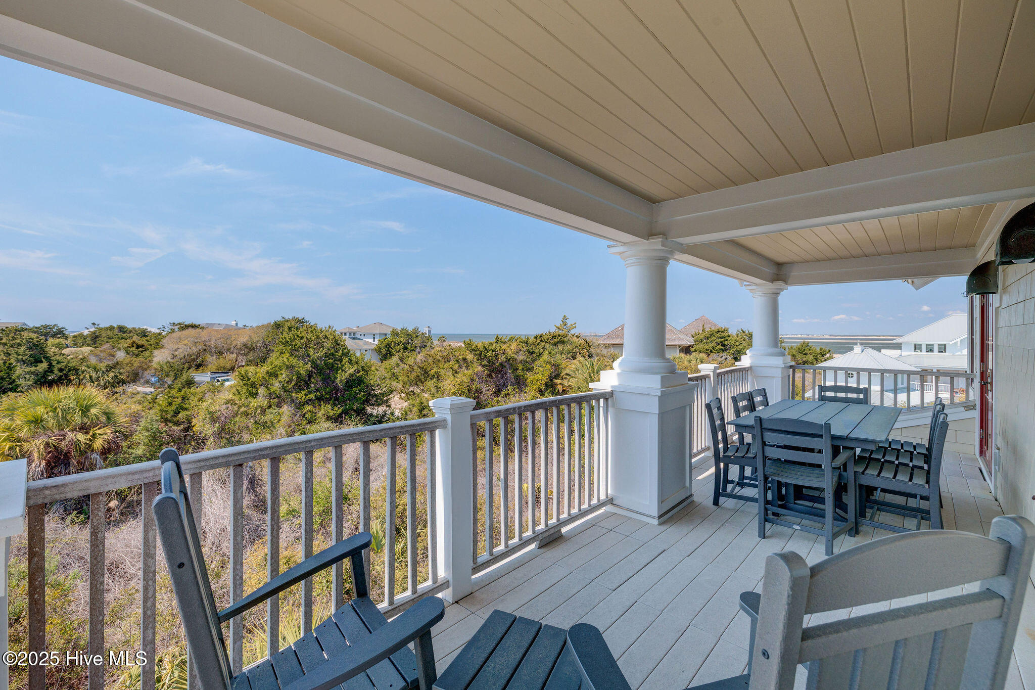 Single Family Residence in Bald Head Island NC 20 Cape Fear Trail 32.jpg