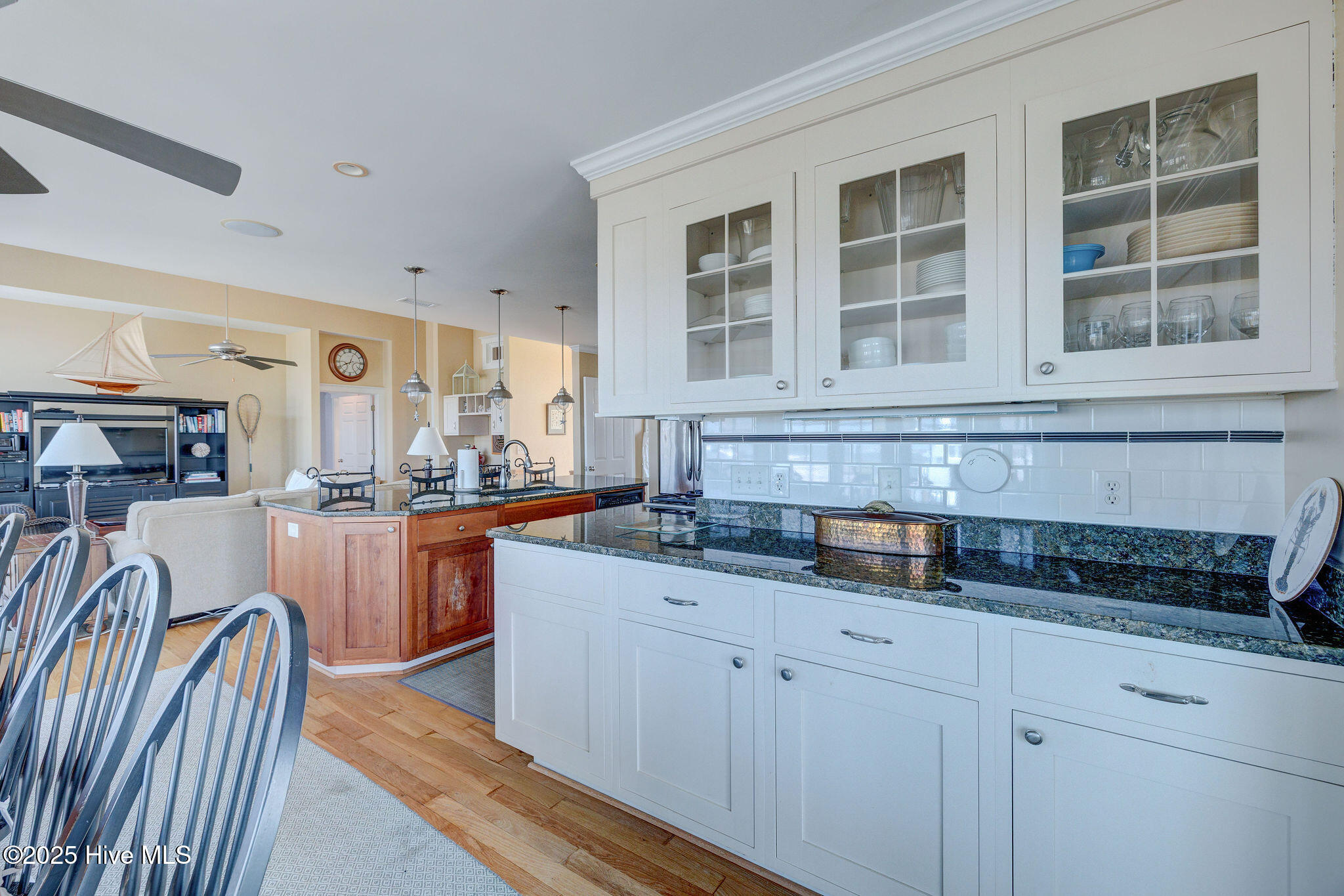 Single Family Residence in Bald Head Island NC 20 Cape Fear Trail 12.jpg