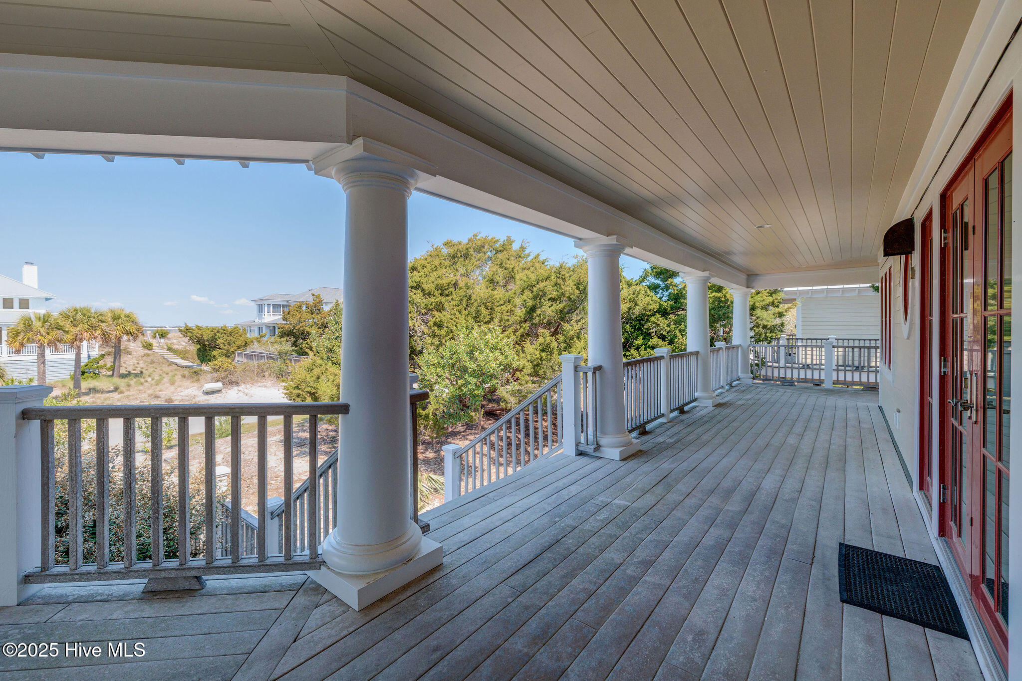 Single Family Residence in Bald Head Island NC 20 Cape Fear Trail 78.jpg