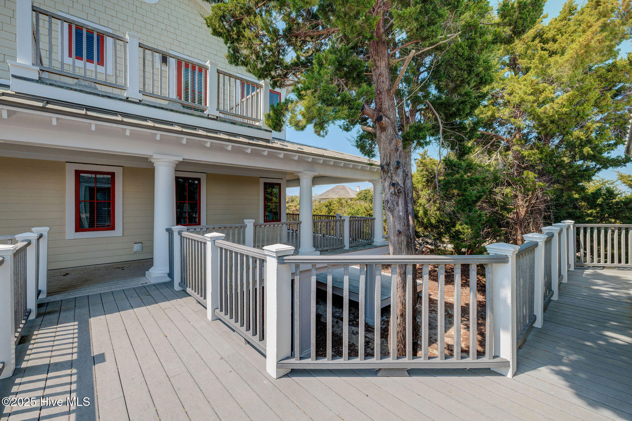 Single Family Residence in Bald Head Island NC 20 Cape Fear Trail 94.jpg