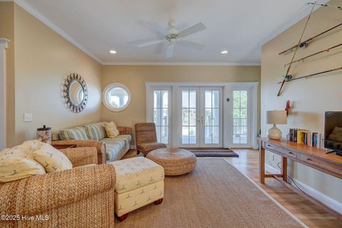 Single Family Residence in Bald Head Island NC 20 Cape Fear Trail 36.jpg