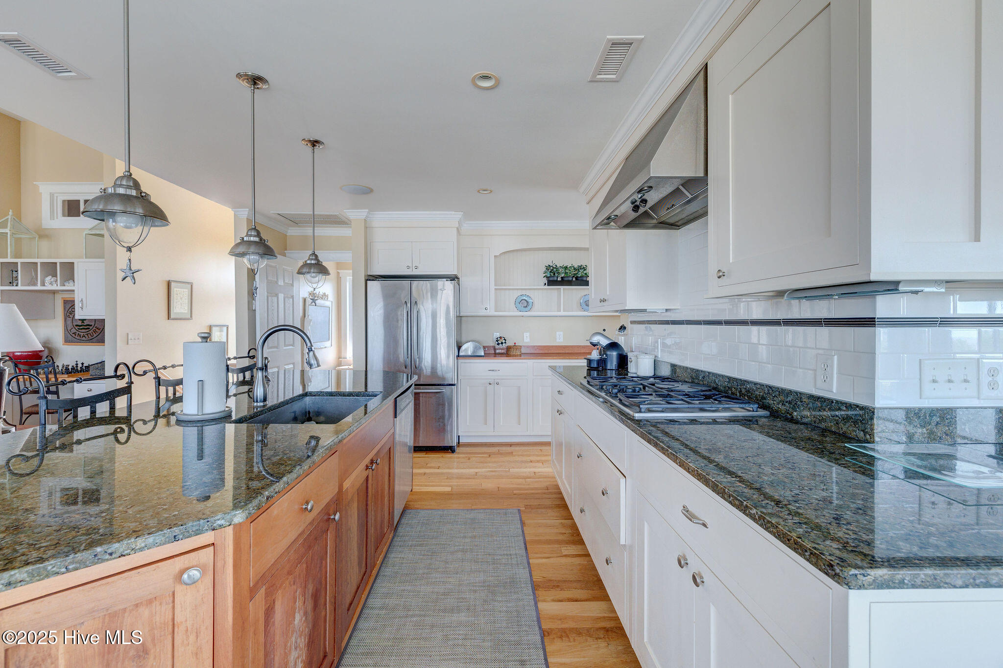 Single Family Residence in Bald Head Island NC 20 Cape Fear Trail 13.jpg