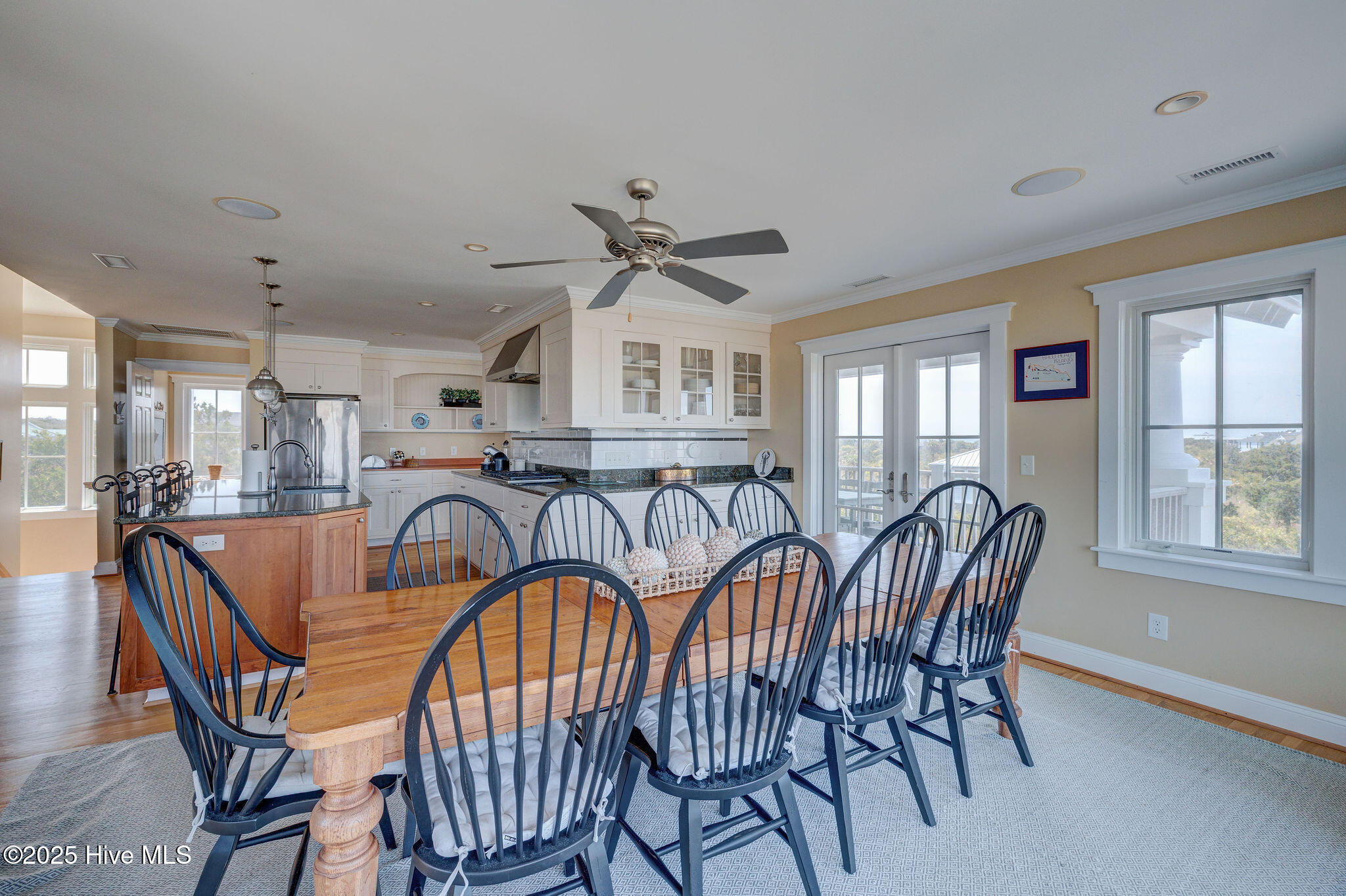 Single Family Residence in Bald Head Island NC 20 Cape Fear Trail 20.jpg