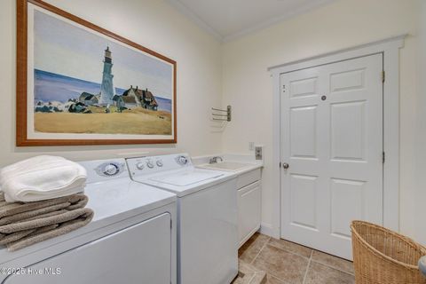 Single Family Residence in Bald Head Island NC 20 Cape Fear Trail 44.jpg