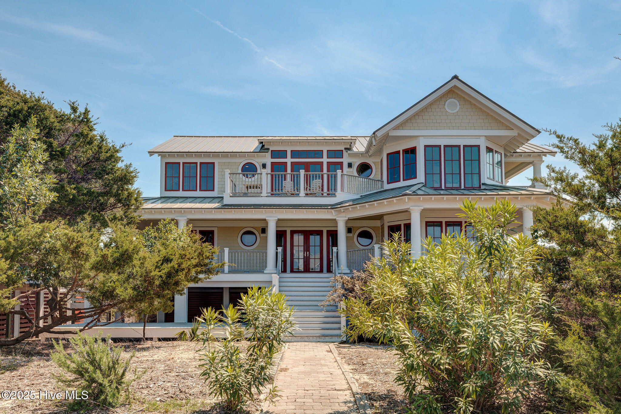 Single Family Residence in Bald Head Island NC 20 Cape Fear Trail 72.jpg