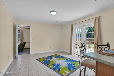 Single Family Residence in Carolina Beach NC 805 Hamlet Avenue 10.jpg