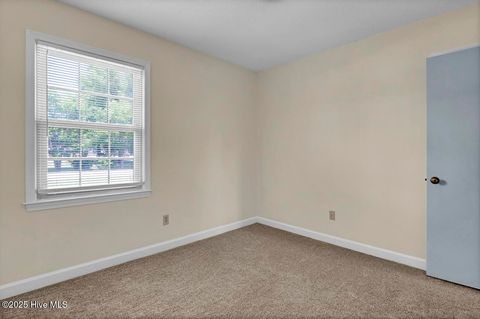 Single Family Residence in Carolina Beach NC 805 Hamlet Avenue 18.jpg