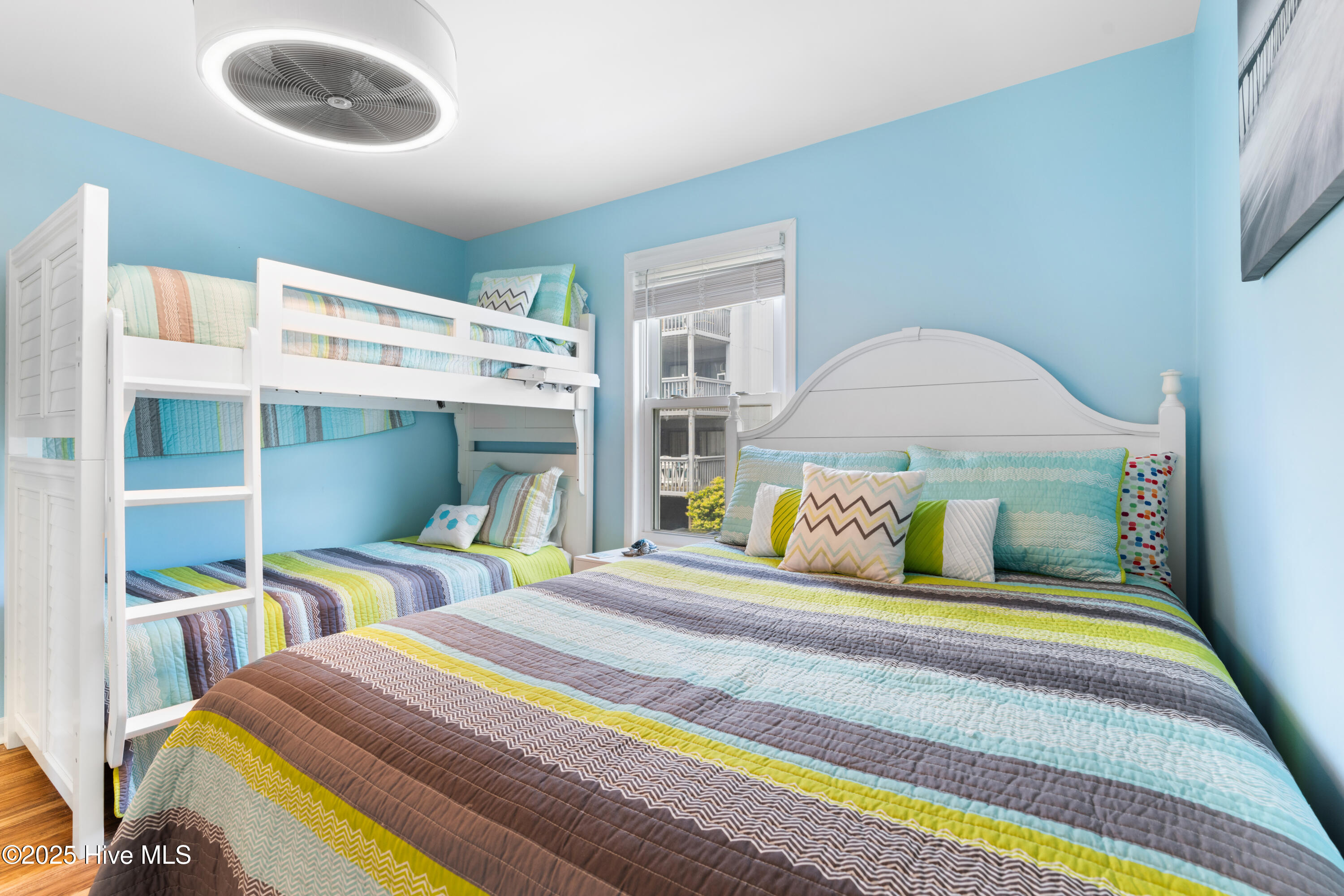 Condominium in Carolina Beach NC 407 Carolina Beach Avenue #1c 32.jpg