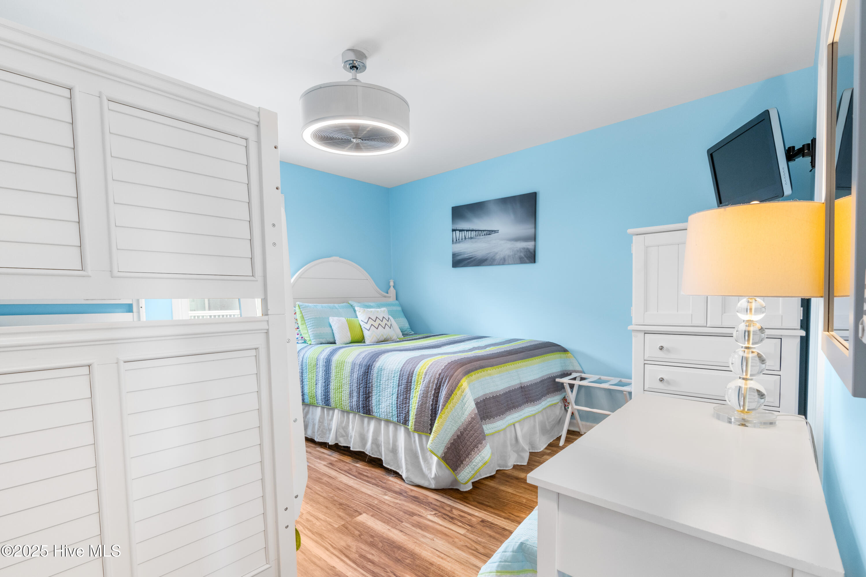 Condominium in Carolina Beach NC 407 Carolina Beach Avenue #1c 31.jpg