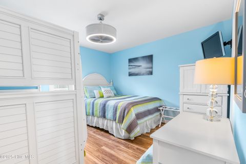 Condominium in Carolina Beach NC 407 Carolina Beach Avenue #1c 31.jpg