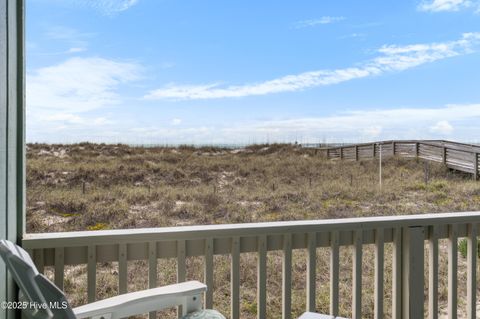 Condominium in Carolina Beach NC 407 Carolina Beach Avenue #1c 25.jpg