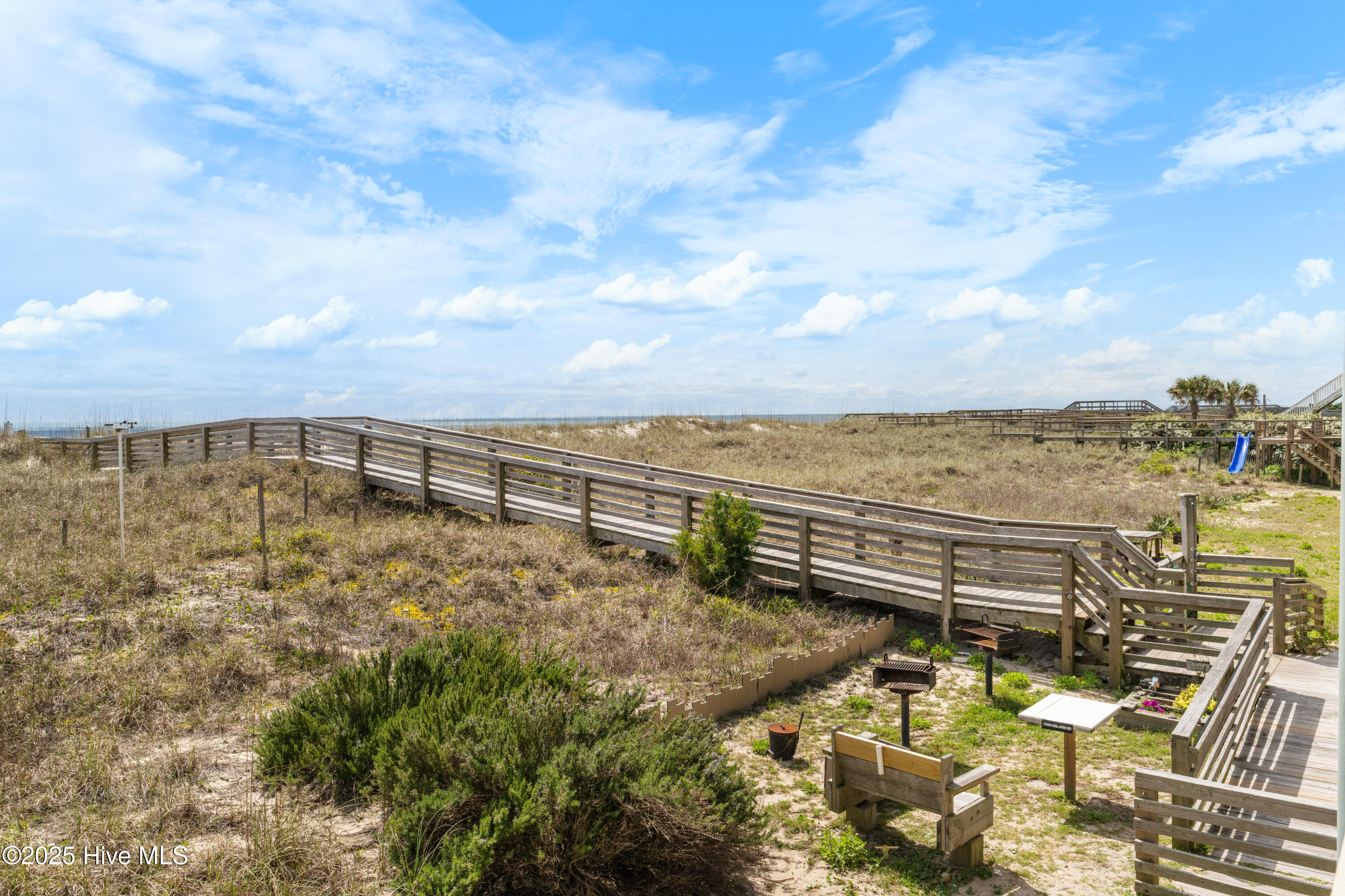 Condominium in Carolina Beach NC 407 Carolina Beach Avenue #1c 26.jpg