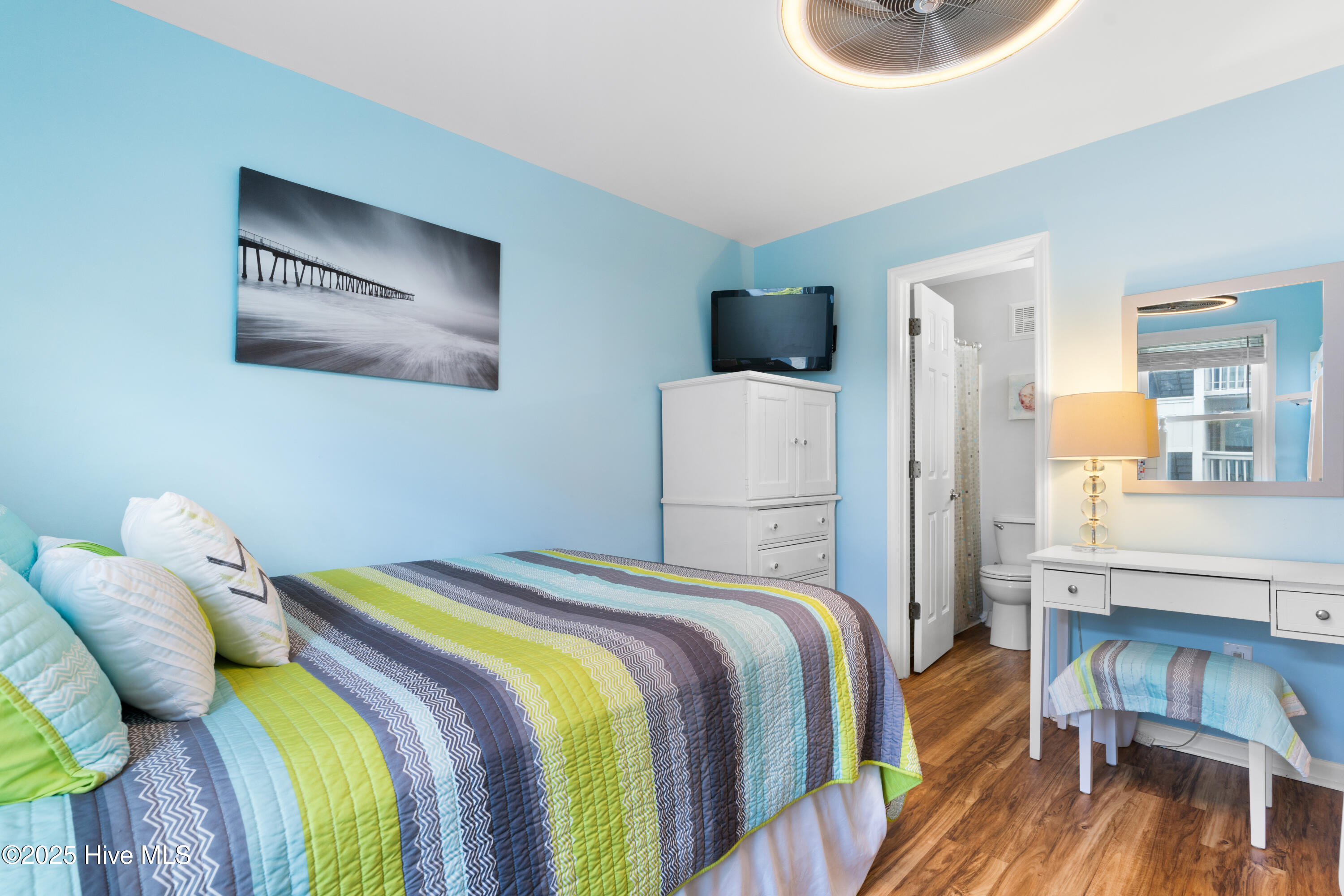 Condominium in Carolina Beach NC 407 Carolina Beach Avenue #1c 33.jpg
