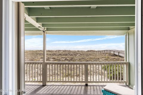 Condominium in Carolina Beach NC 407 Carolina Beach Avenue #1c 12.jpg