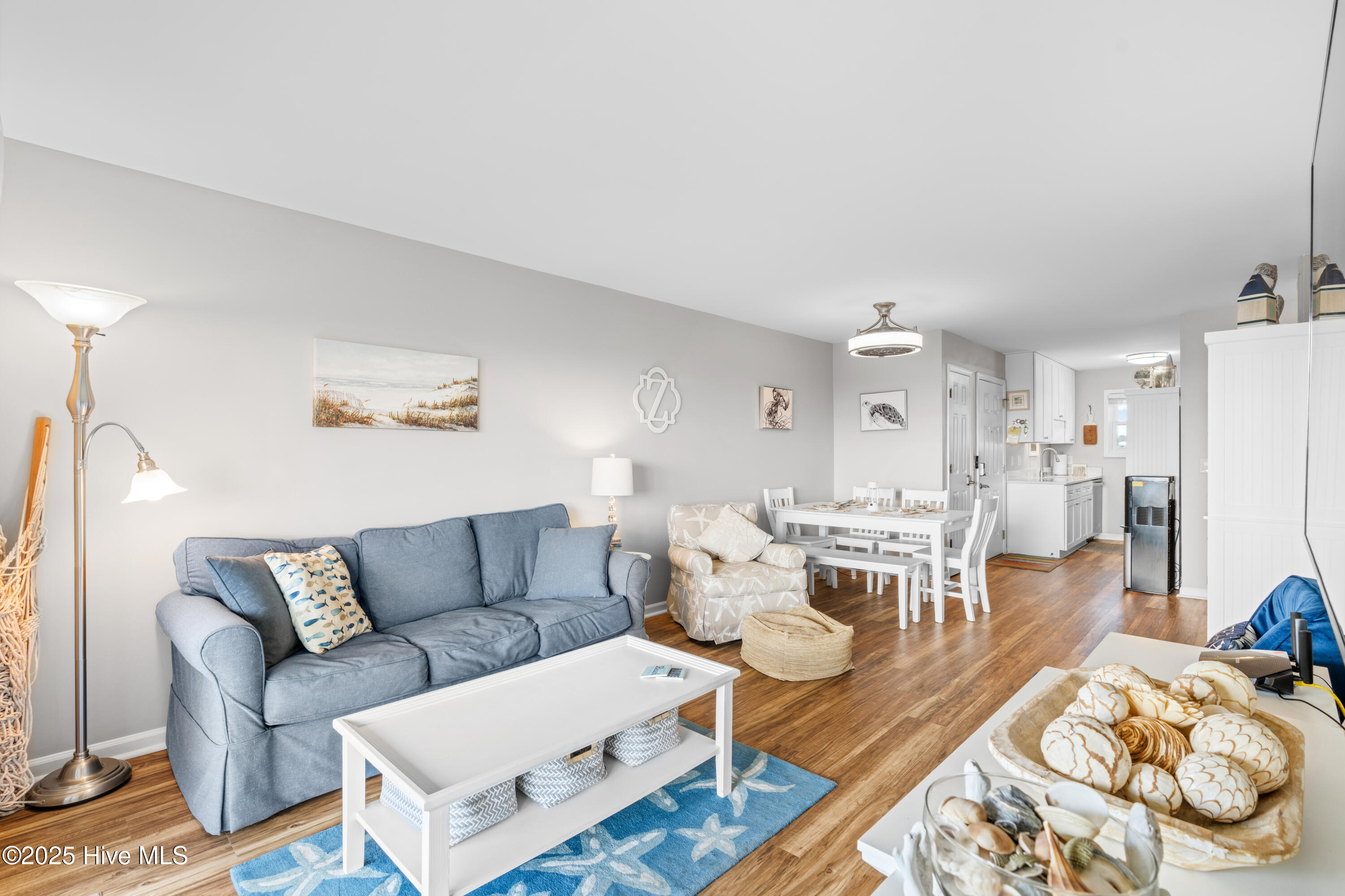 Condominium in Carolina Beach NC 407 Carolina Beach Avenue #1c 17.jpg