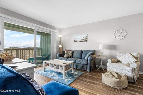 Condominium in Carolina Beach NC 407 Carolina Beach Avenue #1c 9.jpg