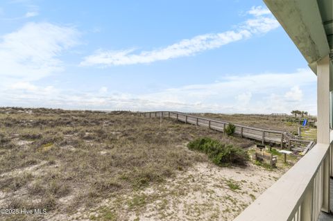 Condominium in Carolina Beach NC 407 Carolina Beach Avenue #1c 14.jpg