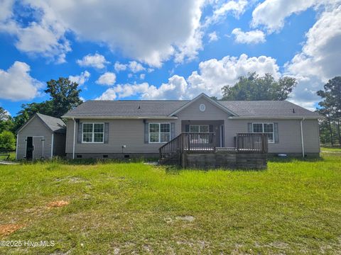 Single Family Residence in Rocky Point NC 200 Bumpy Lane.jpg