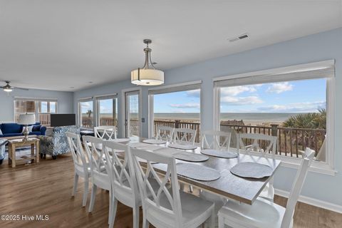 Single Family Residence in Holden Beach NC 557 Ocean Boulevard 12.jpg
