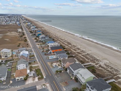 Single Family Residence in Holden Beach NC 557 Ocean Boulevard 55.jpg