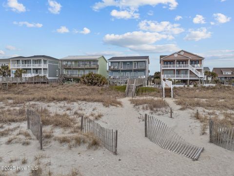 Single Family Residence in Holden Beach NC 557 Ocean Boulevard 50.jpg