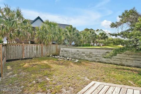 Single Family Residence in Carolina Beach NC 112 Palm Breeze Drive 35.jpg