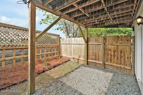 Single Family Residence in Carolina Beach NC 112 Palm Breeze Drive 37.jpg