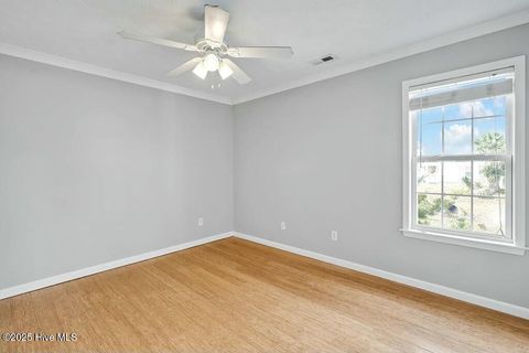 Single Family Residence in Carolina Beach NC 112 Palm Breeze Drive 17.jpg