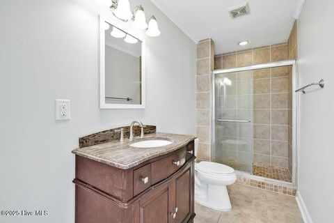 Single Family Residence in Carolina Beach NC 112 Palm Breeze Drive 27.jpg