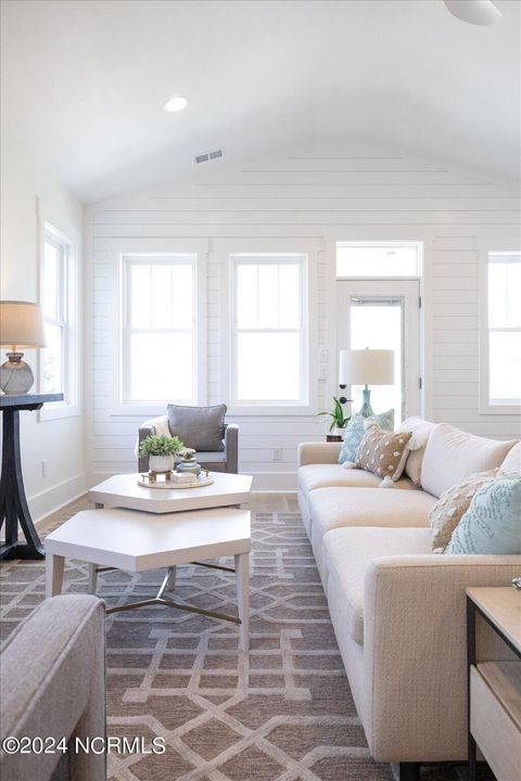 Townhouse in Carolina Beach NC 1116 Snapper Lane #1 24.jpg