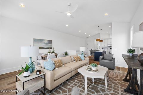 Townhouse in Carolina Beach NC 1116 Snapper Lane #1 10.jpg