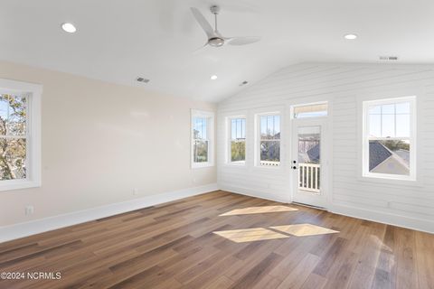 Townhouse in Carolina Beach NC 1116 Snapper Lane #1 29.jpg