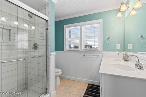 Single Family Residence in Holden Beach NC 1033 Ocean Boulevard 25.jpg