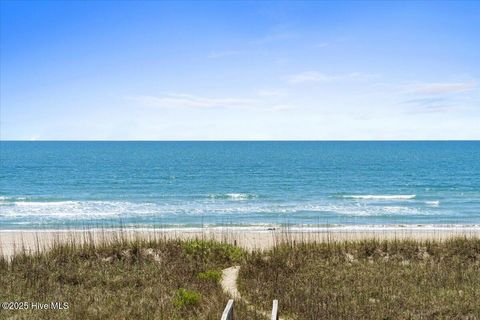 Single Family Residence in Holden Beach NC 1033 Ocean Boulevard 33.jpg