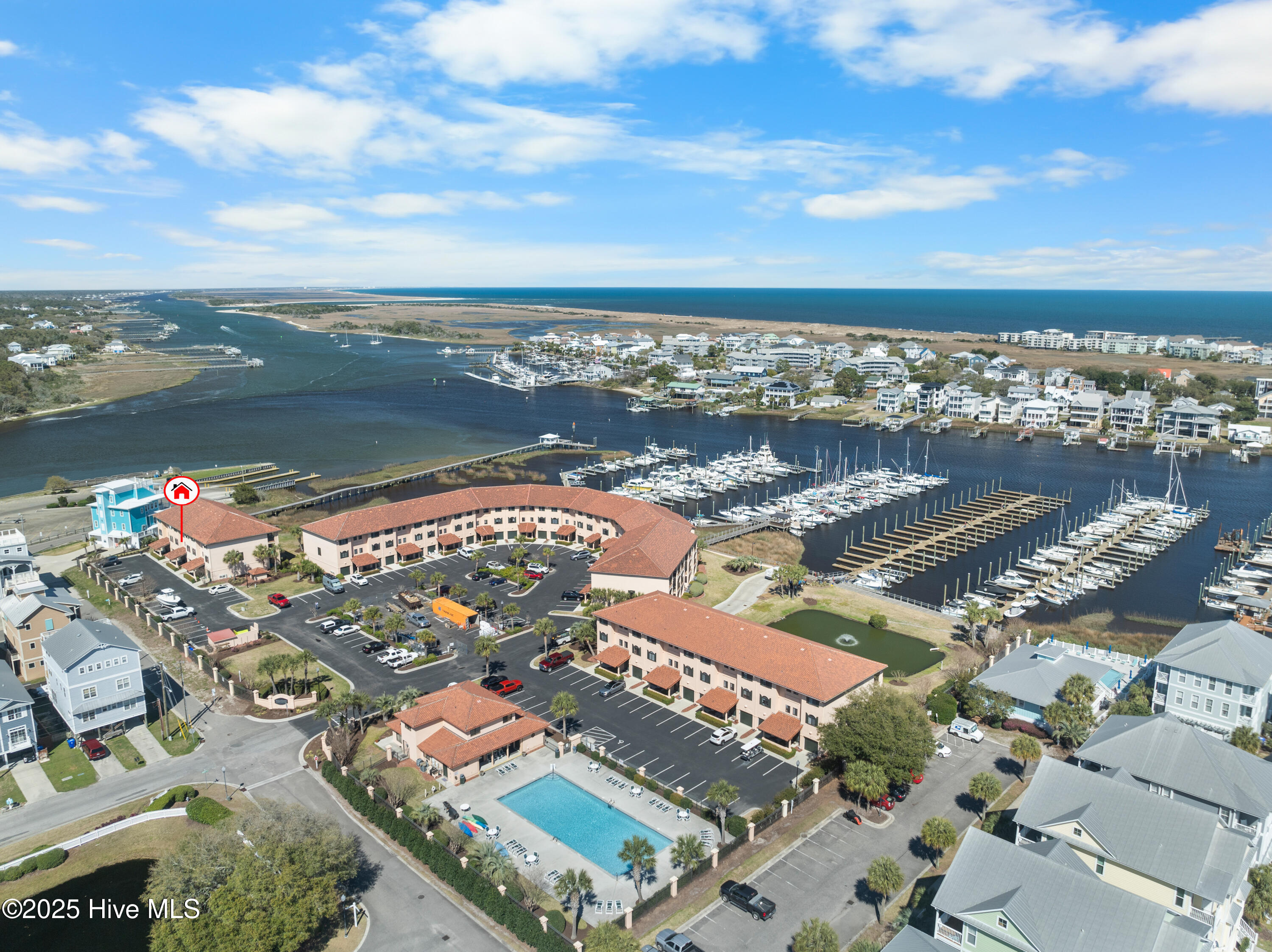 Townhouse in Carolina Beach NC 103 Spencer-Farlow Drive 3.jpg